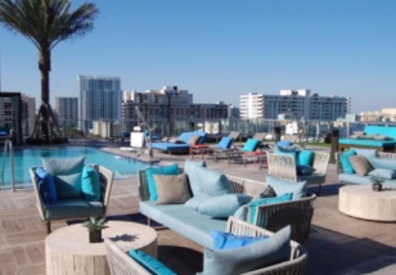 Contemporary Beach Resort Condos Дания-Бич Экстерьер фото