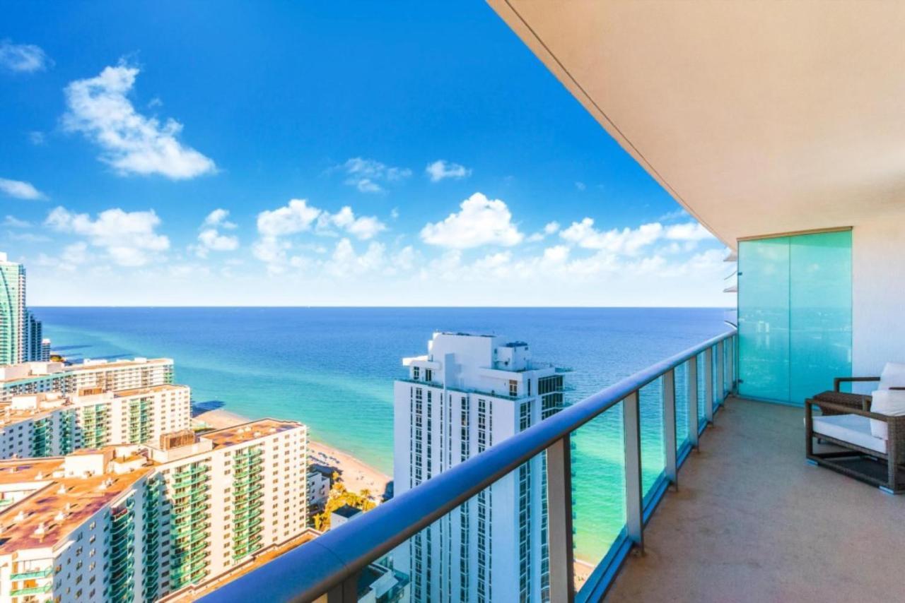 Contemporary Beach Resort Condos Дания-Бич Экстерьер фото